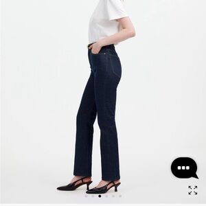 The tall curvy '90s straight jeans in norman wash
size: 28 TALL